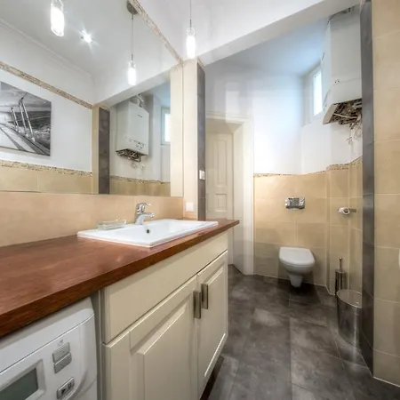 Appartamento 3 City Admiralski *